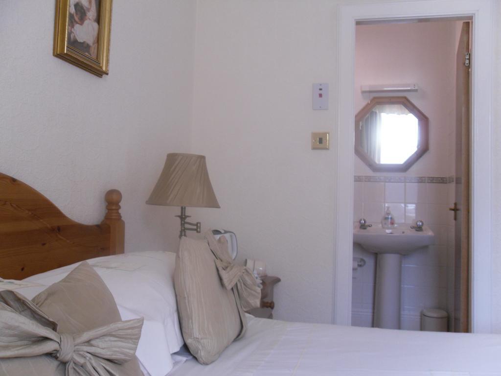 Ardfern Guest House Perth Ruang foto