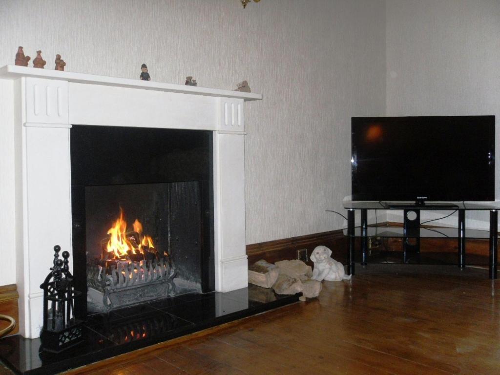 Ardfern Guest House Perth Bagian luar foto